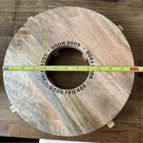 Santa Barbara Design Studio Wine Holder Cheeseboard New - Picture 9 of 9